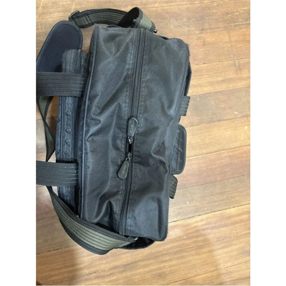 Eddie Bauer compact versatile